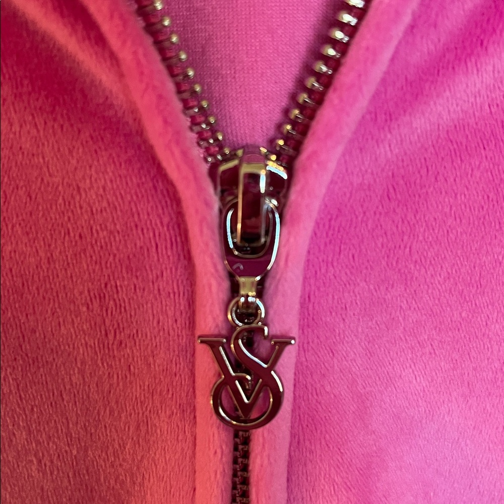 Victoria’s Secret Velour Crop Hoodie - Picture 5 of 10